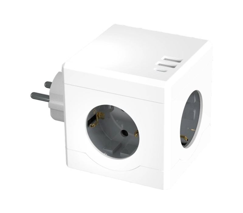 E15-C プラグイン キューブ 電源タップ (ヨーロピアン スタイル コンセント 3 個、USB-A ポート 2 個、USB-C ポート 1 個付き)